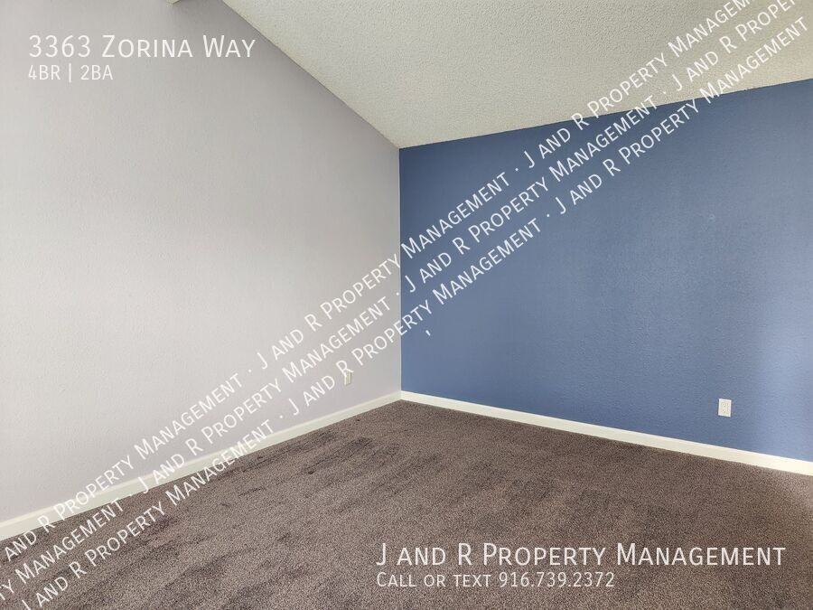 3363 Zorina Way - Photo 7 of 27