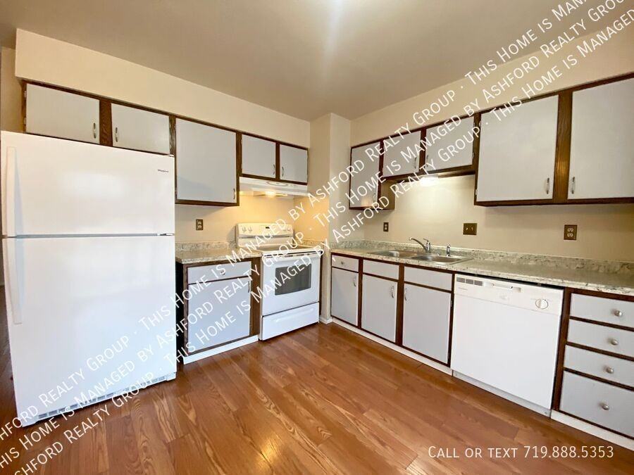 2308 Vintage Dr - Photo 5 of 22