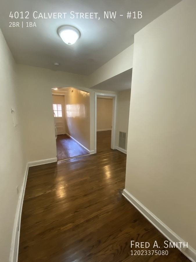 4012 Calvert St Nw #1B - Photo 4 of 14