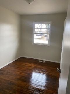 1908 Se Massachusetts Ave - Photo 3 of 6