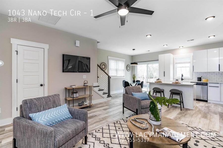 1043 Nano Tech Cir #1 - Photo 4 of 33