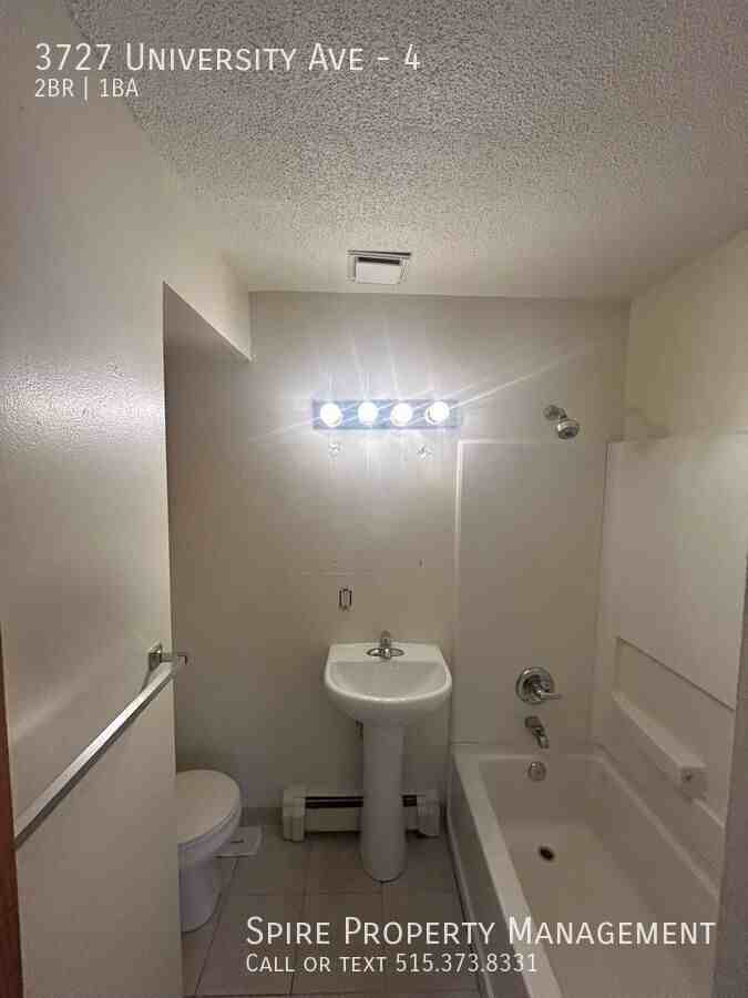 3727 University Ave #4 - Photo 4 of 5