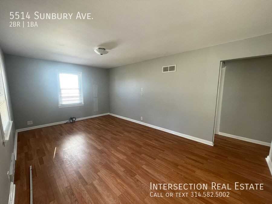 5514 Sunbury Ave - Photo 3 of 16