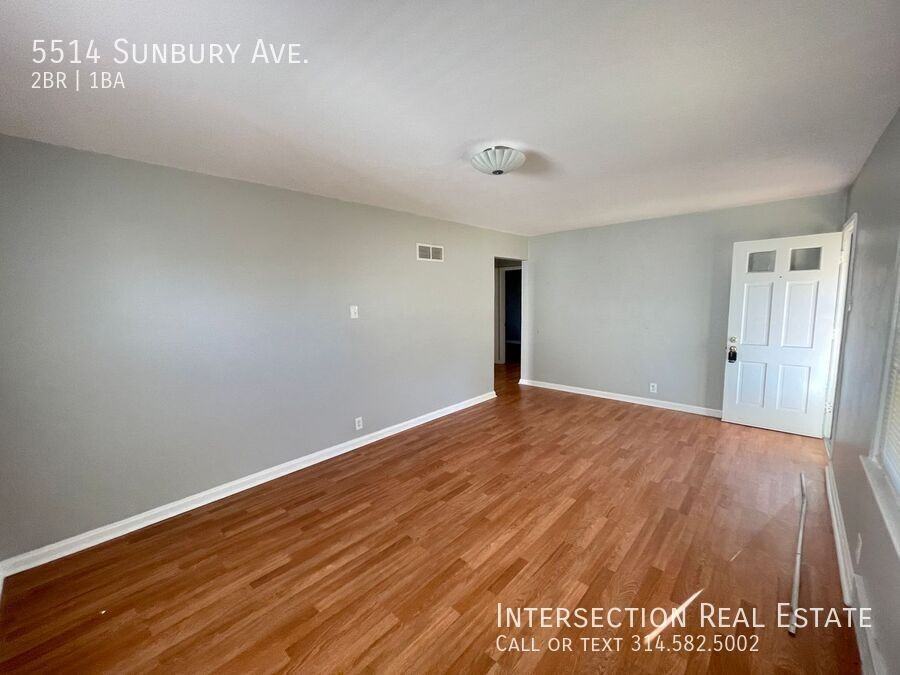 5514 Sunbury Ave - Photo 4 of 16