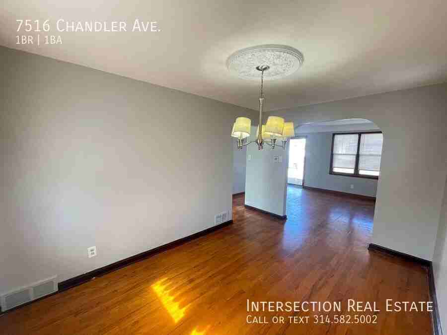 7516 Chandler Ave - Photo 6 of 18