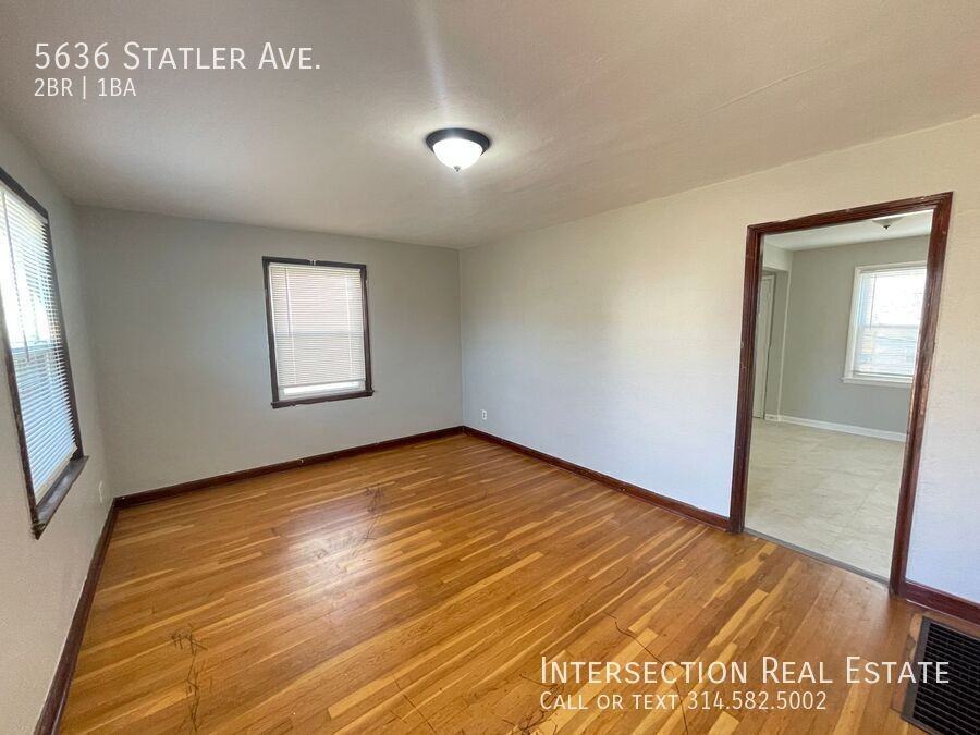 5636 Statler Ave - Photo 5 of 18