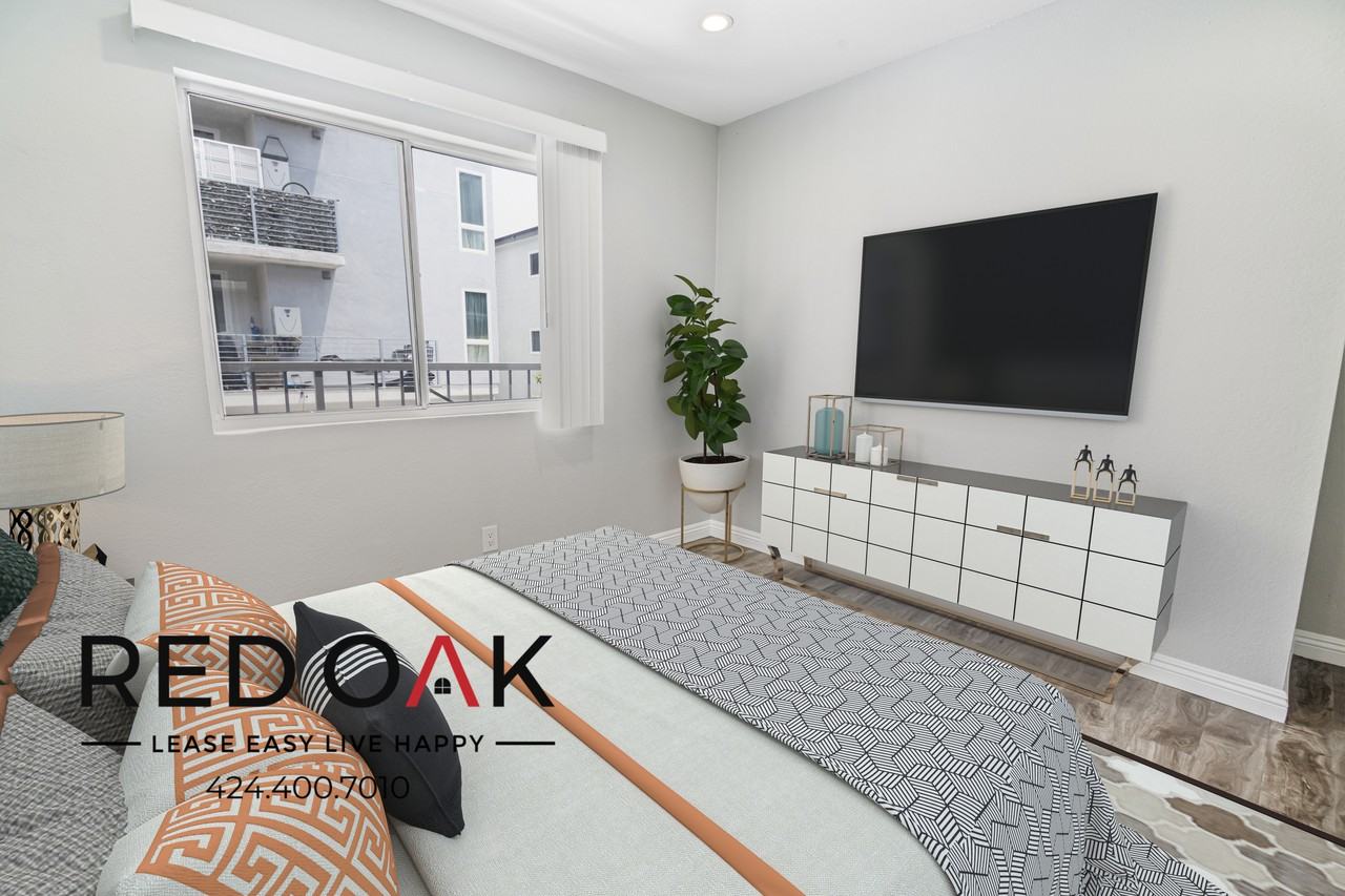 5224 Cartwright Ave #7 - Photo 3 of 21