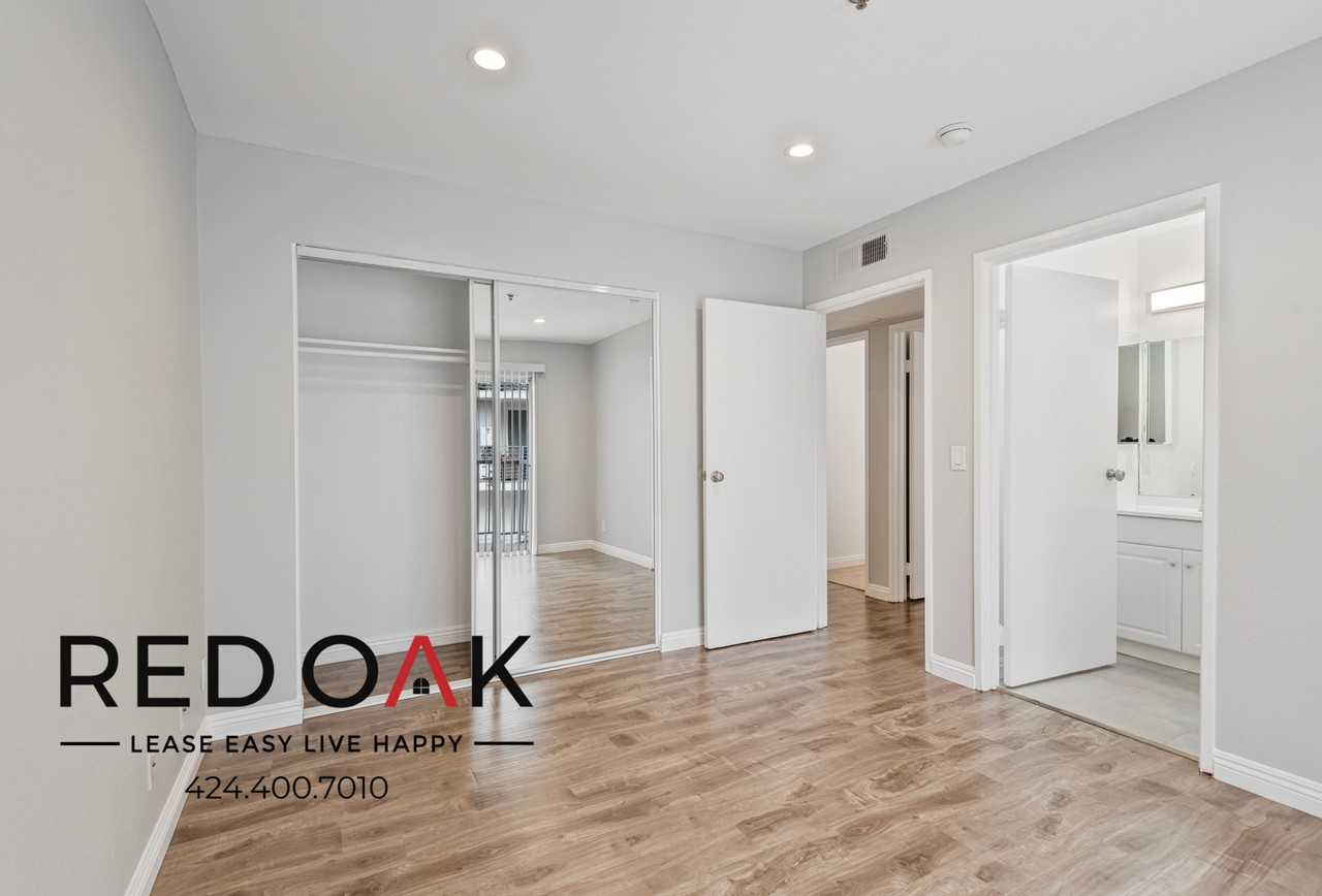 5224 Cartwright Ave #7 - Photo 6 of 21