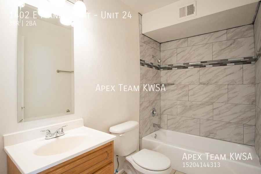 1402 E Manlove St #24 - Photo 5 of 30