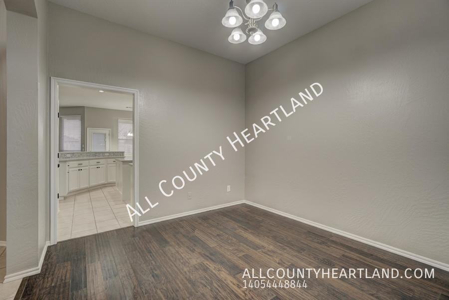 908 Black Jack Ln - Photo 4 of 16