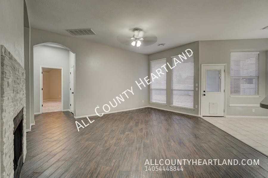 908 Black Jack Ln - Photo 5 of 16