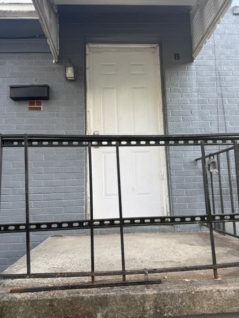 812 Pearson St #B - Photo 2 of 16