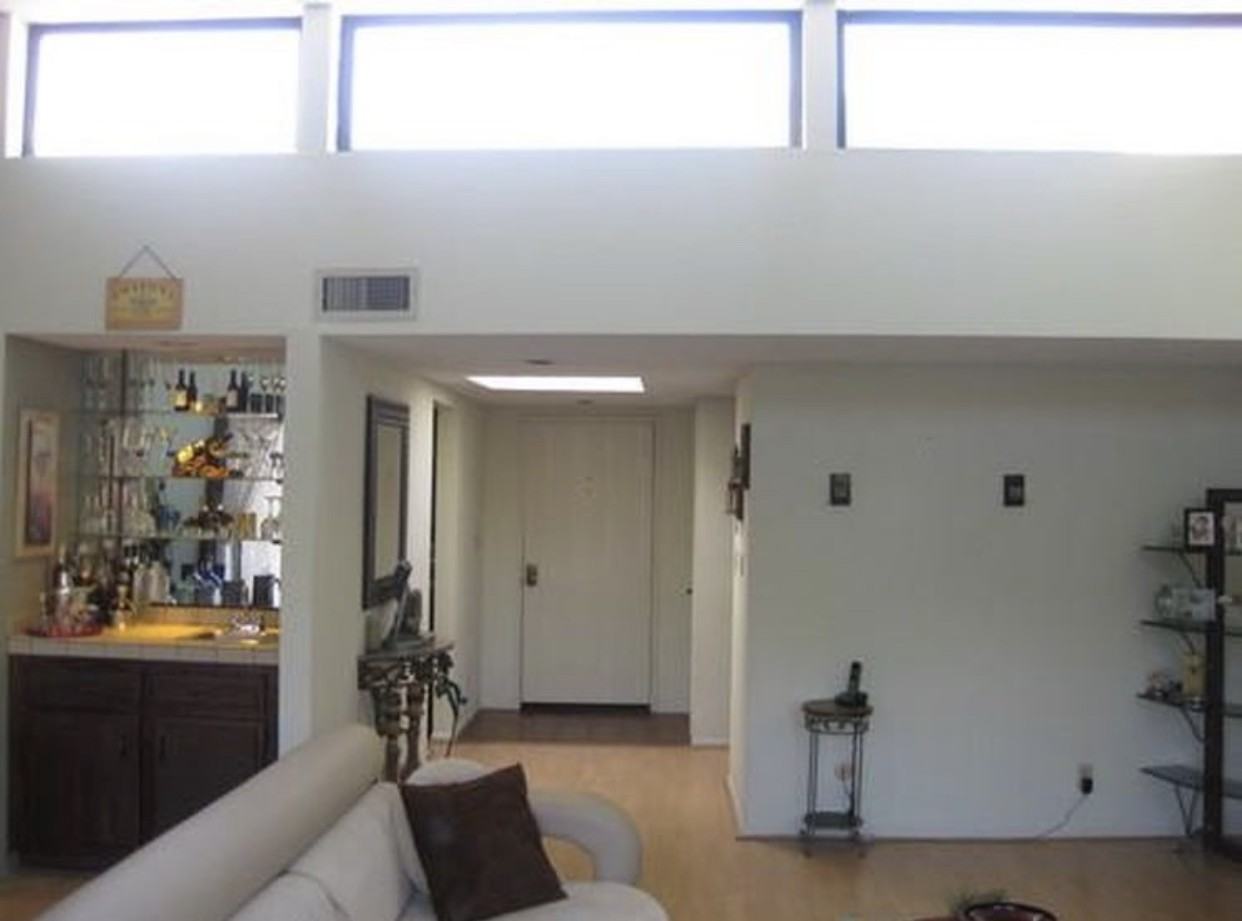 441 E San Jose Ave #301 - Photo 3 of 12