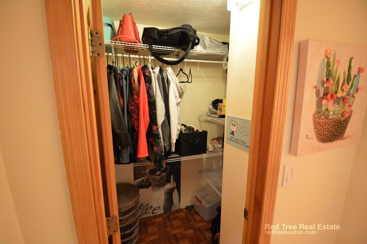 94 Pleasant St #1 - Photo 7 of 13