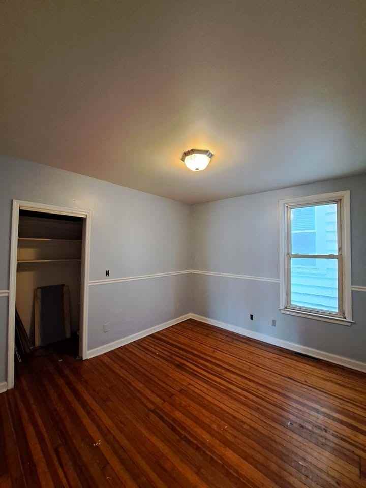 901 Nott St #1R - Photo 3 of 13