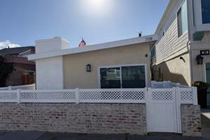 featured image of 208 35th St #NA