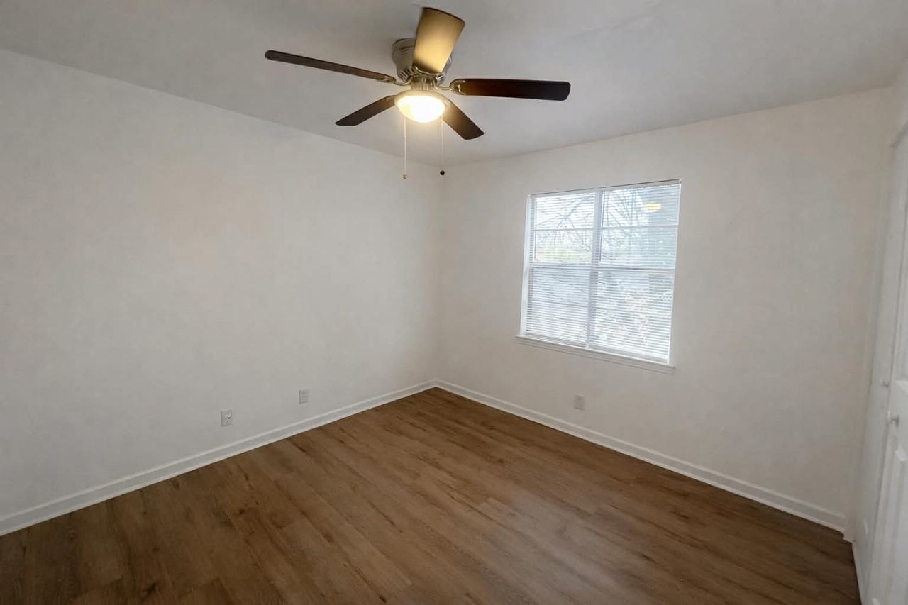 2524 Mamie L Foster #C - Photo 6 of 9