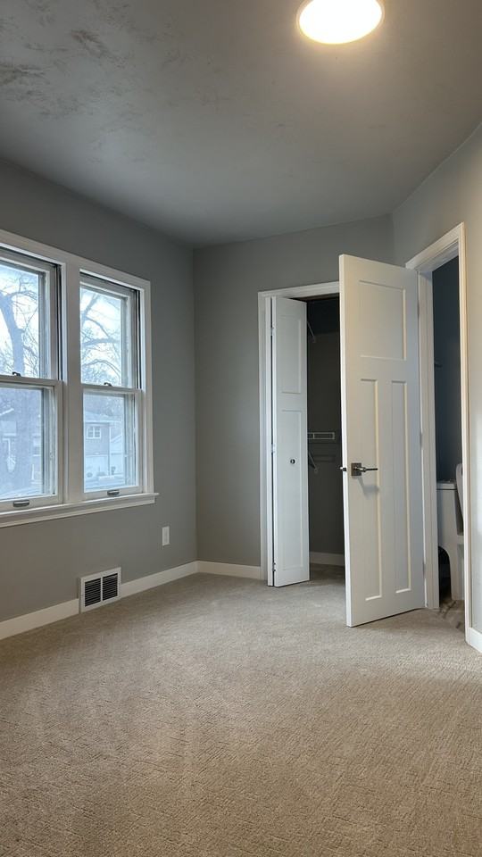 2300 S Glendale Ave #NA - Photo 4 of 21