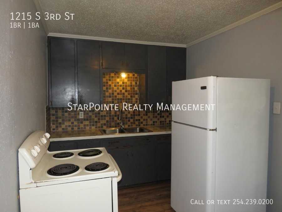 1215 S 3rd St - Photo 4 of 8