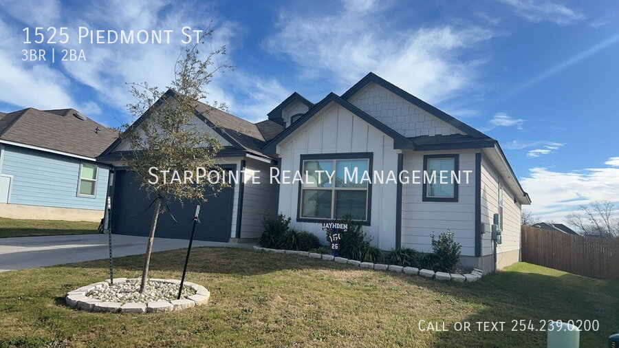 1525 Piedmont St - Photo 2 of 7