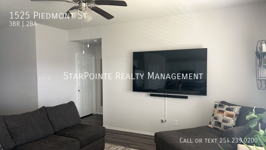 1525 Piedmont St - Photo 3 of 7