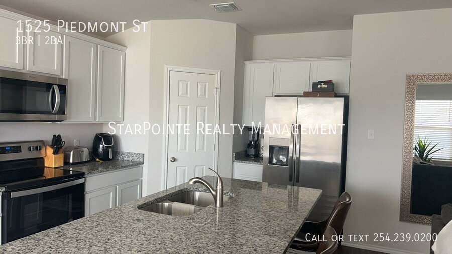 1525 Piedmont St - Photo 5 of 7