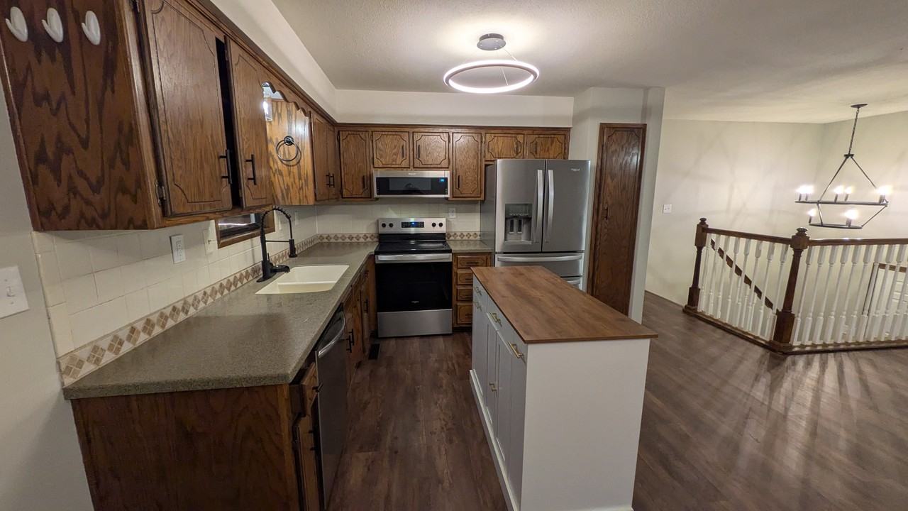 247 Se 101st Rd #NA - Photo 7 of 50