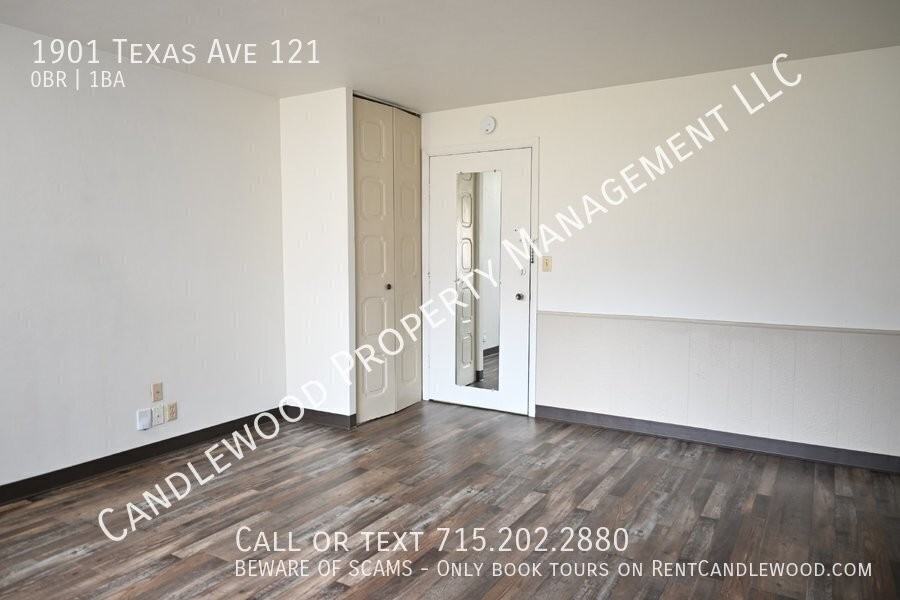 1901 Texas Ave - Photo 4 of 10