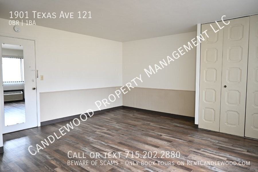 1901 Texas Ave - Photo 5 of 10