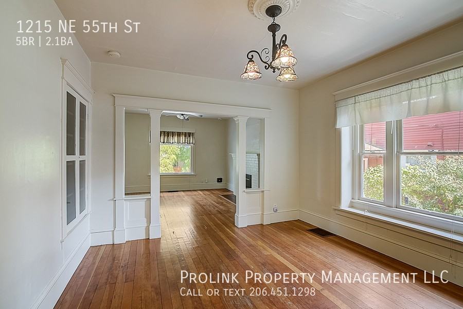 1215 Ne 55th St - Photo 6 of 15