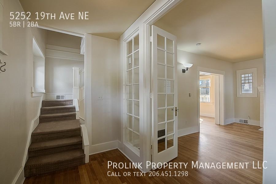 5252 19th Ave Ne - Photo 3 of 17