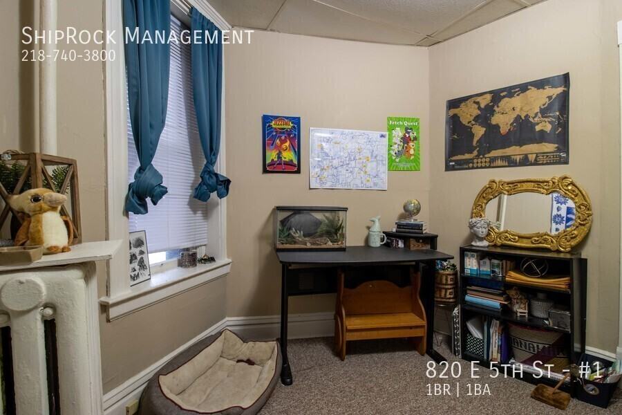 820 E 5th St #1 - Photo 6 of 10