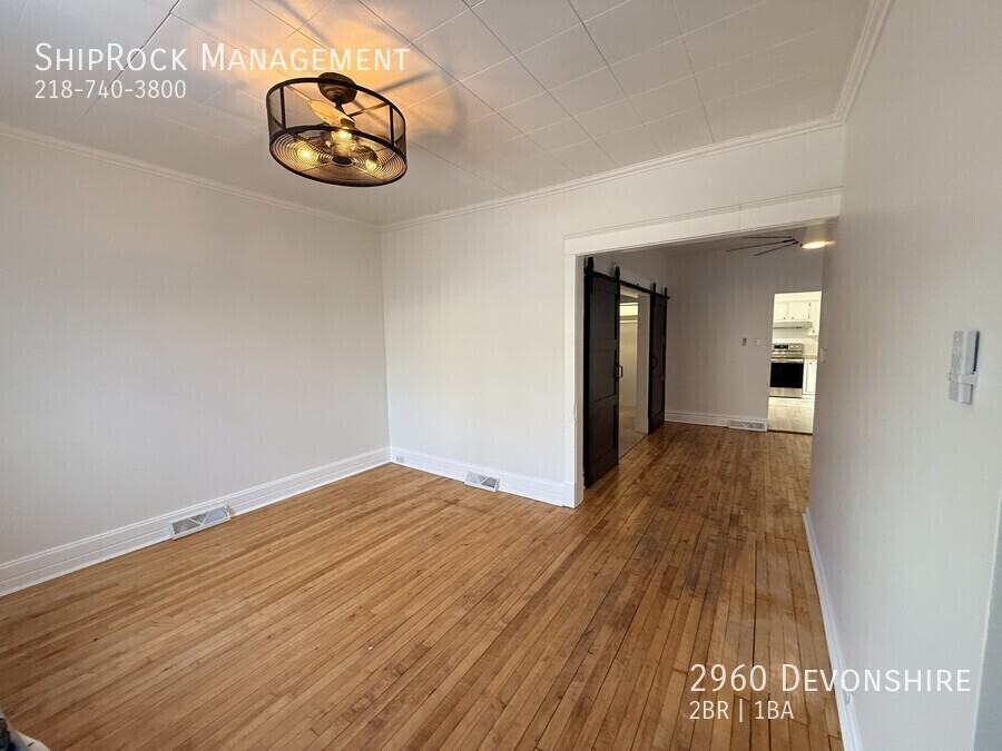 2960 Devonshire St - Photo 3 of 21