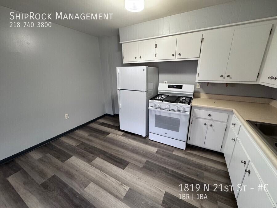 1819 N 21st St #C - Photo 2 of 9