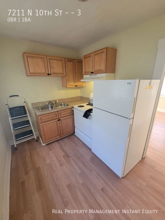 7211 N 10th St #3 - Photo 2 of 6