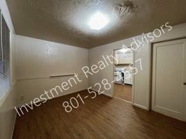 featured image of 585 N Main St #7A