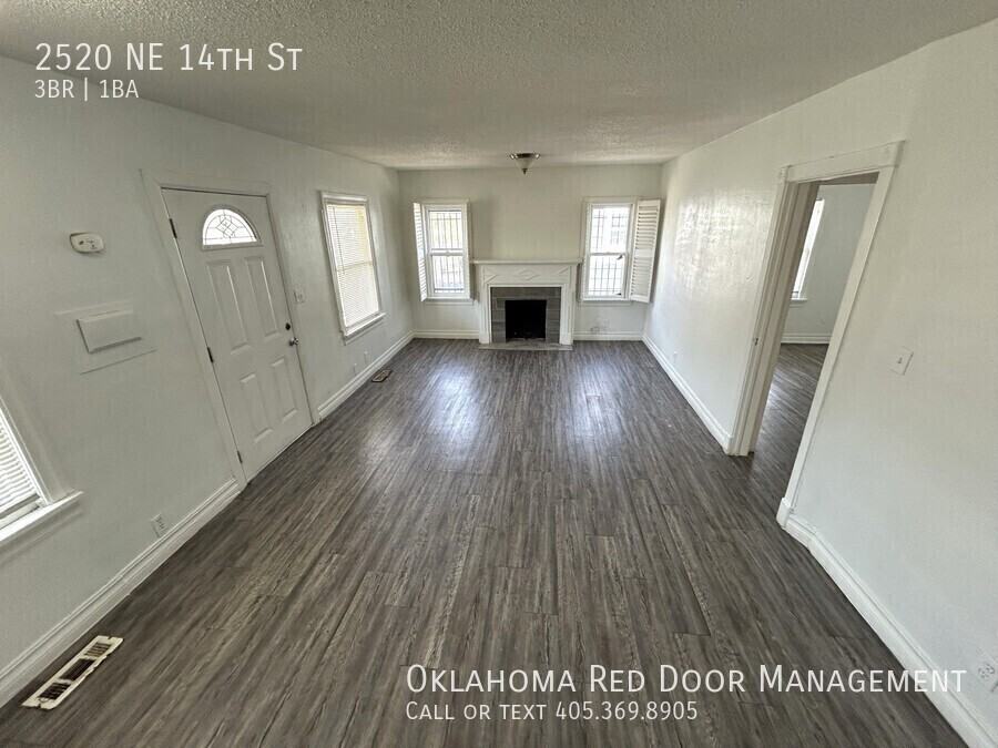2520 Ne 14th St - Photo 3 of 17
