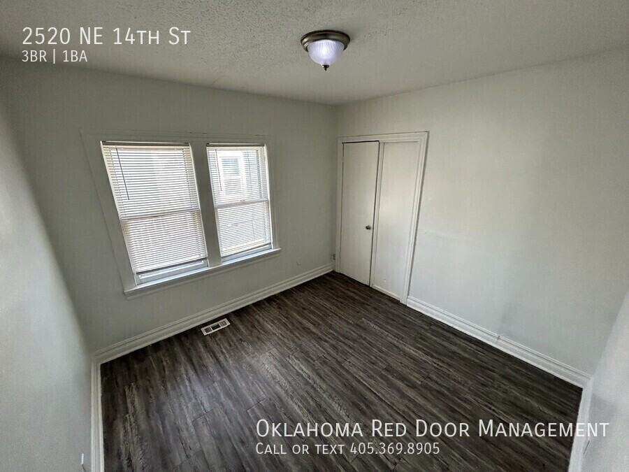 2520 Ne 14th St - Photo 5 of 17