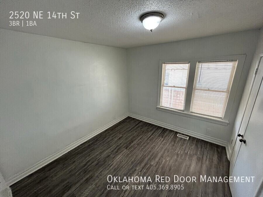 2520 Ne 14th St - Photo 6 of 17