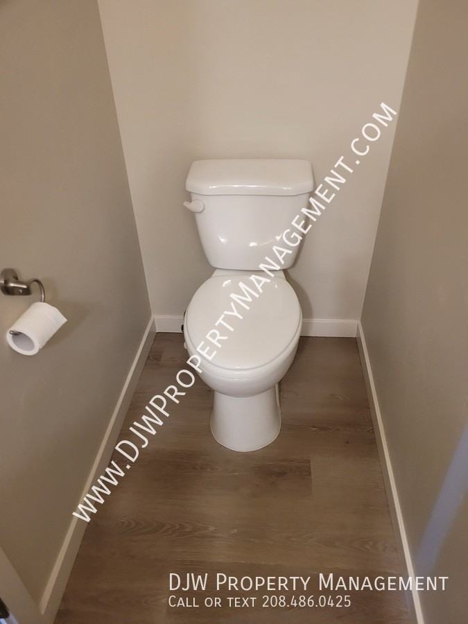 632 N 44th St - Photo 5 of 10