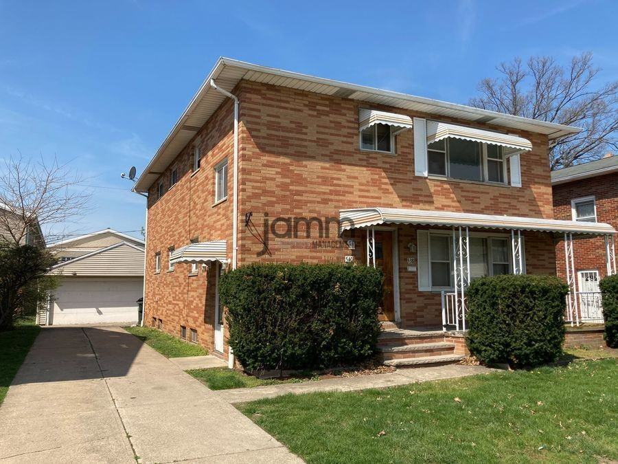 540 E 208th St - Photo 3 of 20