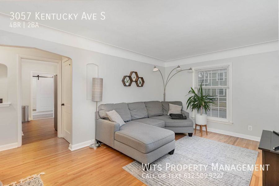 3057 Kentucky Ave S - Photo 6 of 24