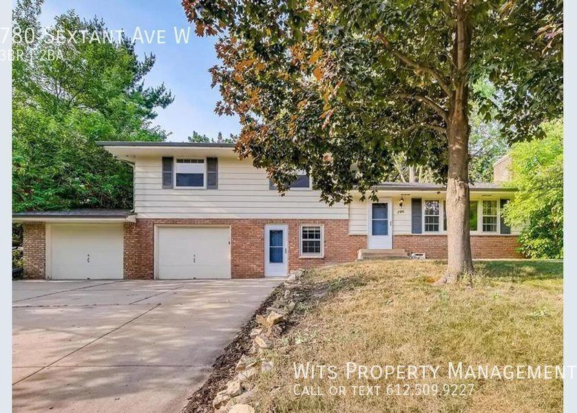 780 Sextant Ave W - Photo 2 of 23