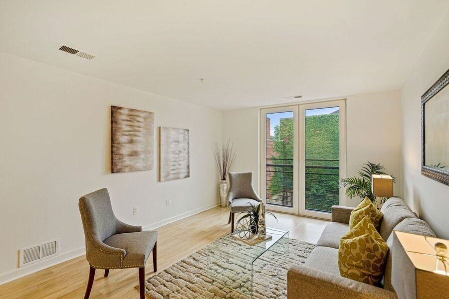 1115 H St Ne #303 - Photo 3 of 40