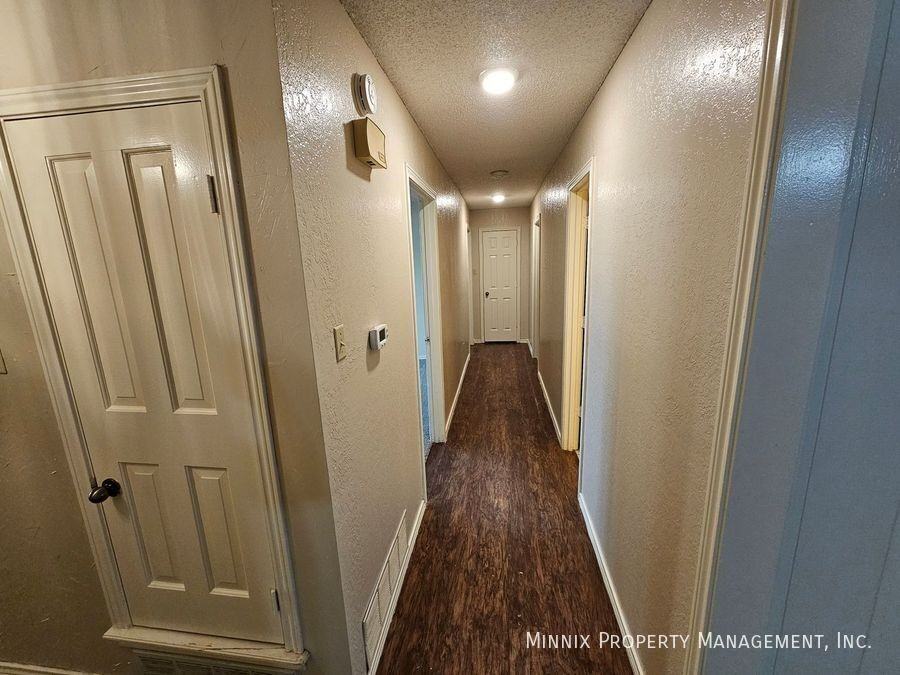 6906 Elmwood Ave - Photo 6 of 44