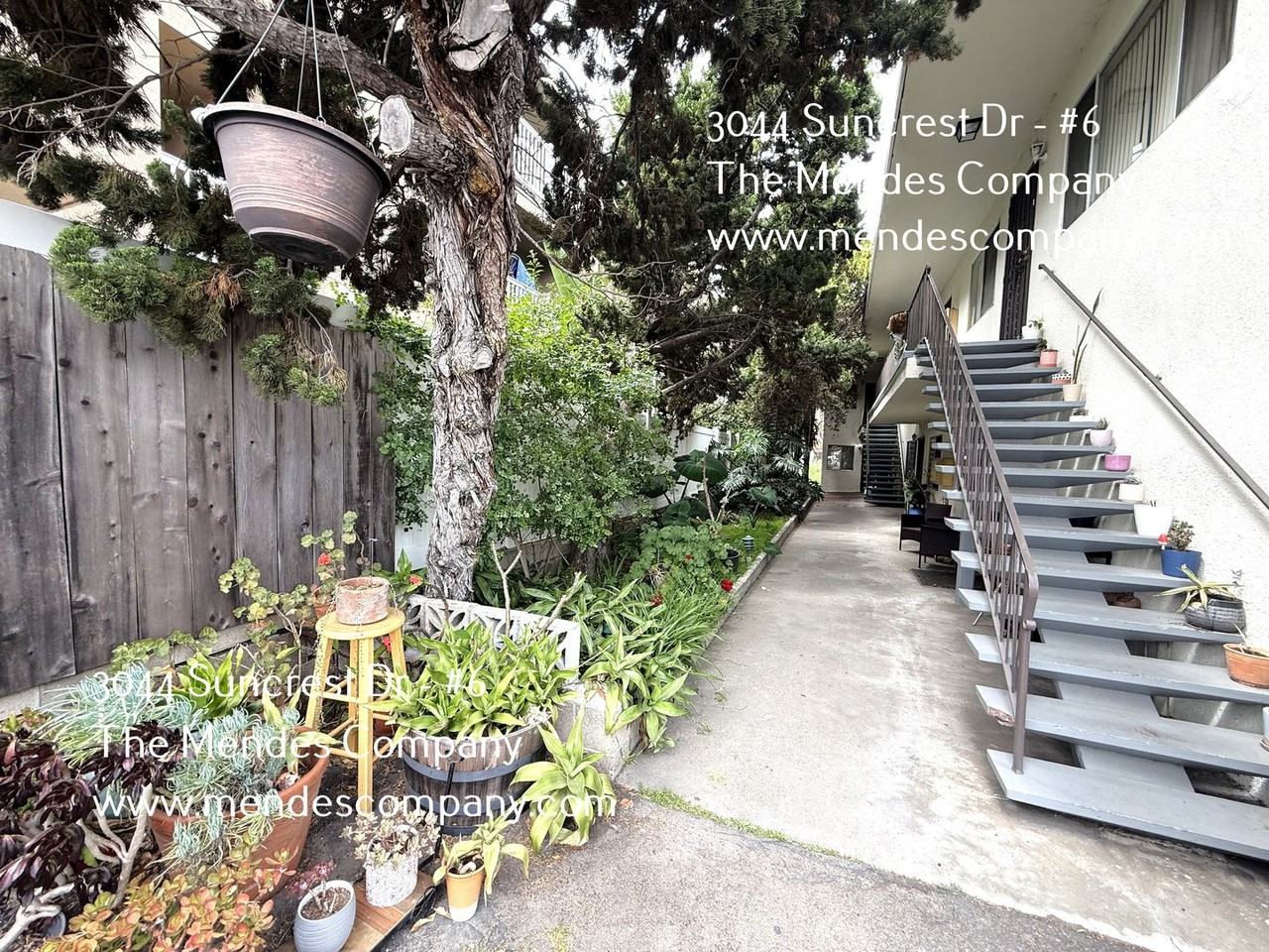 3044 Suncrest Dr #6 - Photo 2 of 8