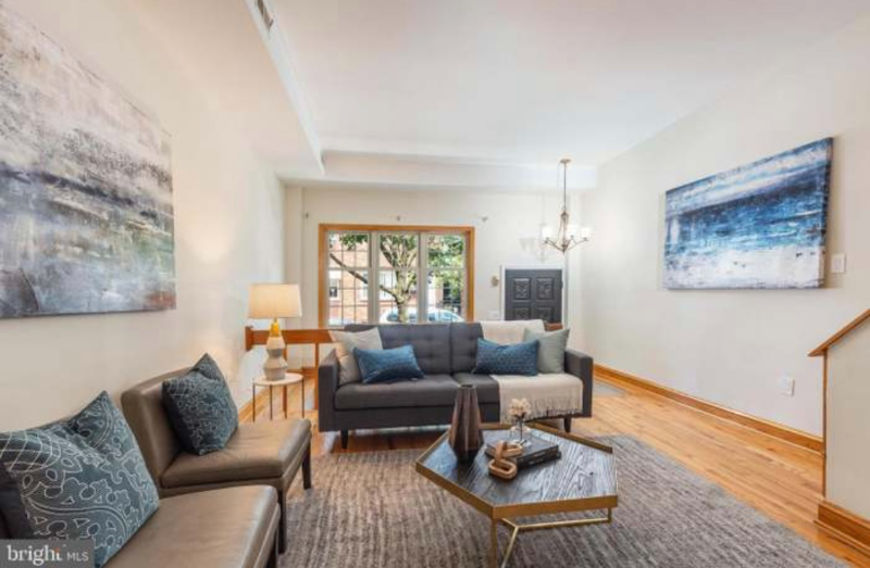 1318 Dickinson St - Photo 3 of 9