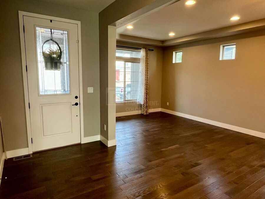 8811 Tranquil Knoll Ln - Photo 3 of 37