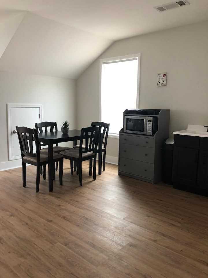 1085 Oglethorpe St #2 - Photo 6 of 11