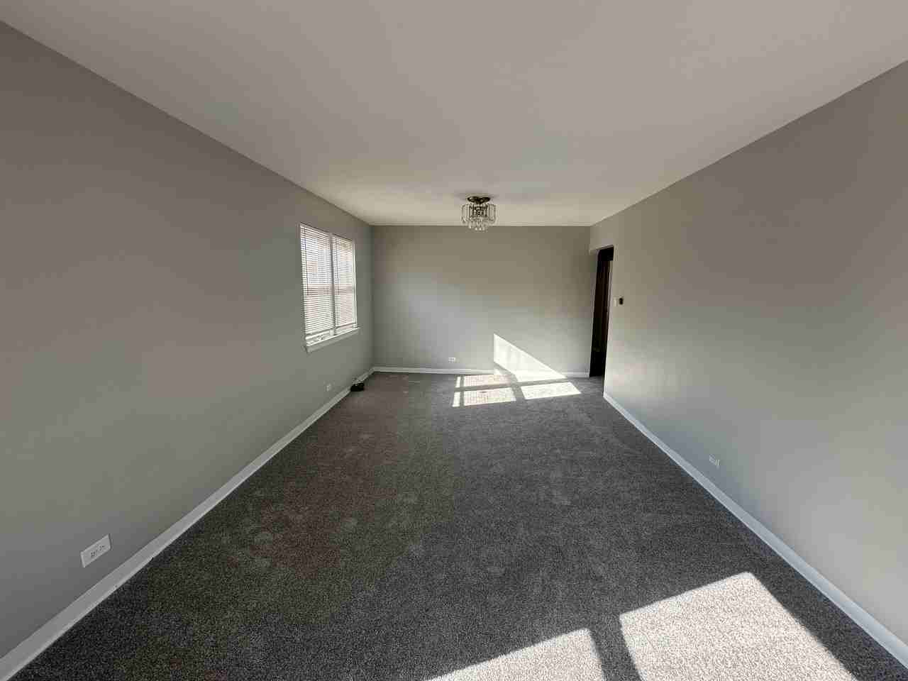 2644 W Balmoral Ave #2 - Photo 5 of 18